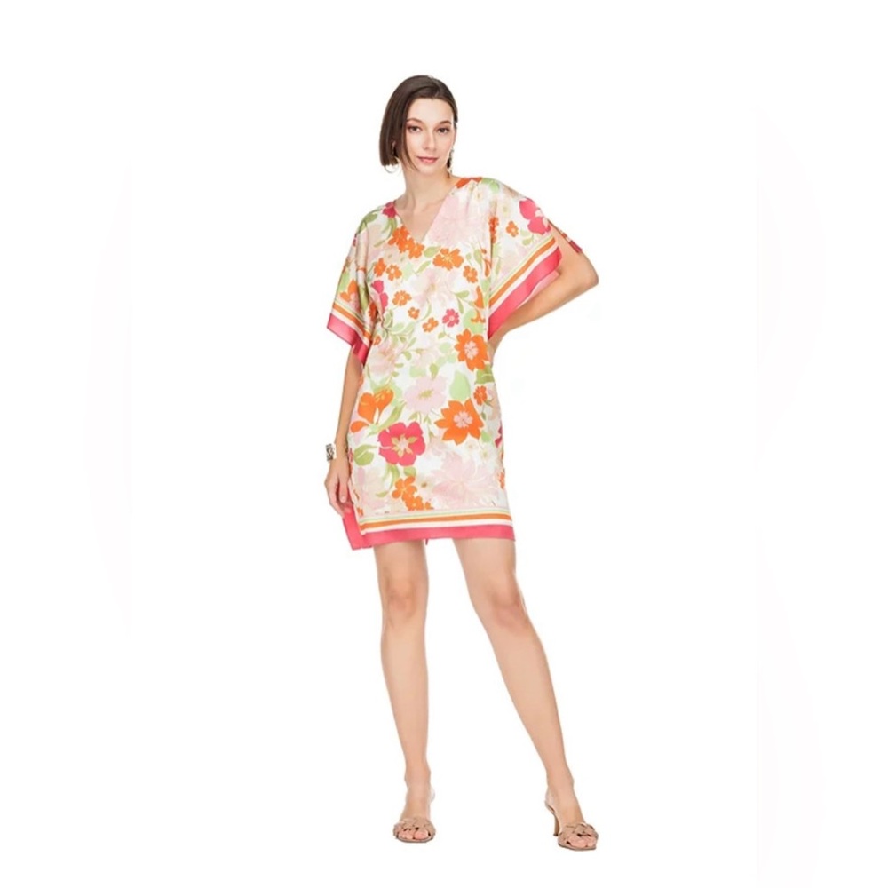 Jade by Melody Tam Butterfly Dress w/ Floral Border NWT medium
63F9678